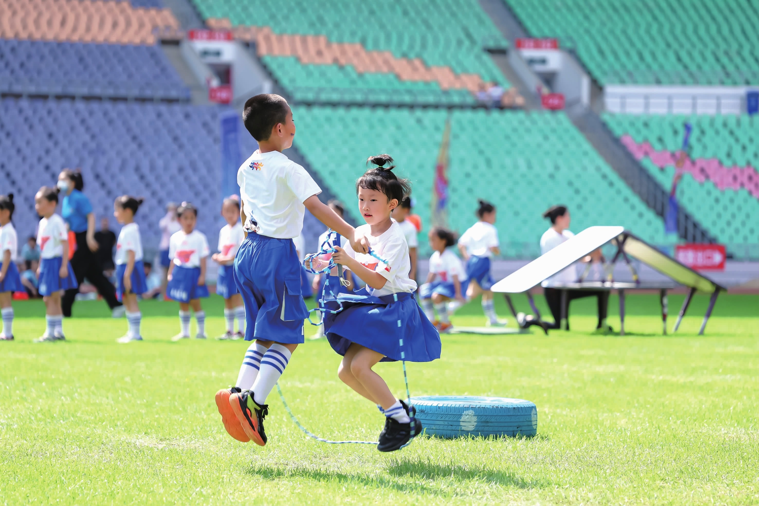 勇士替补老将霍福德状态低迷，球队还会继续信任他多久？